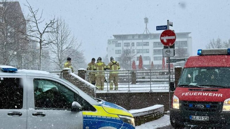 Am Kermisdahlufer: Große Suchaktion in Kleve – Polizei sucht nach männlicher Person