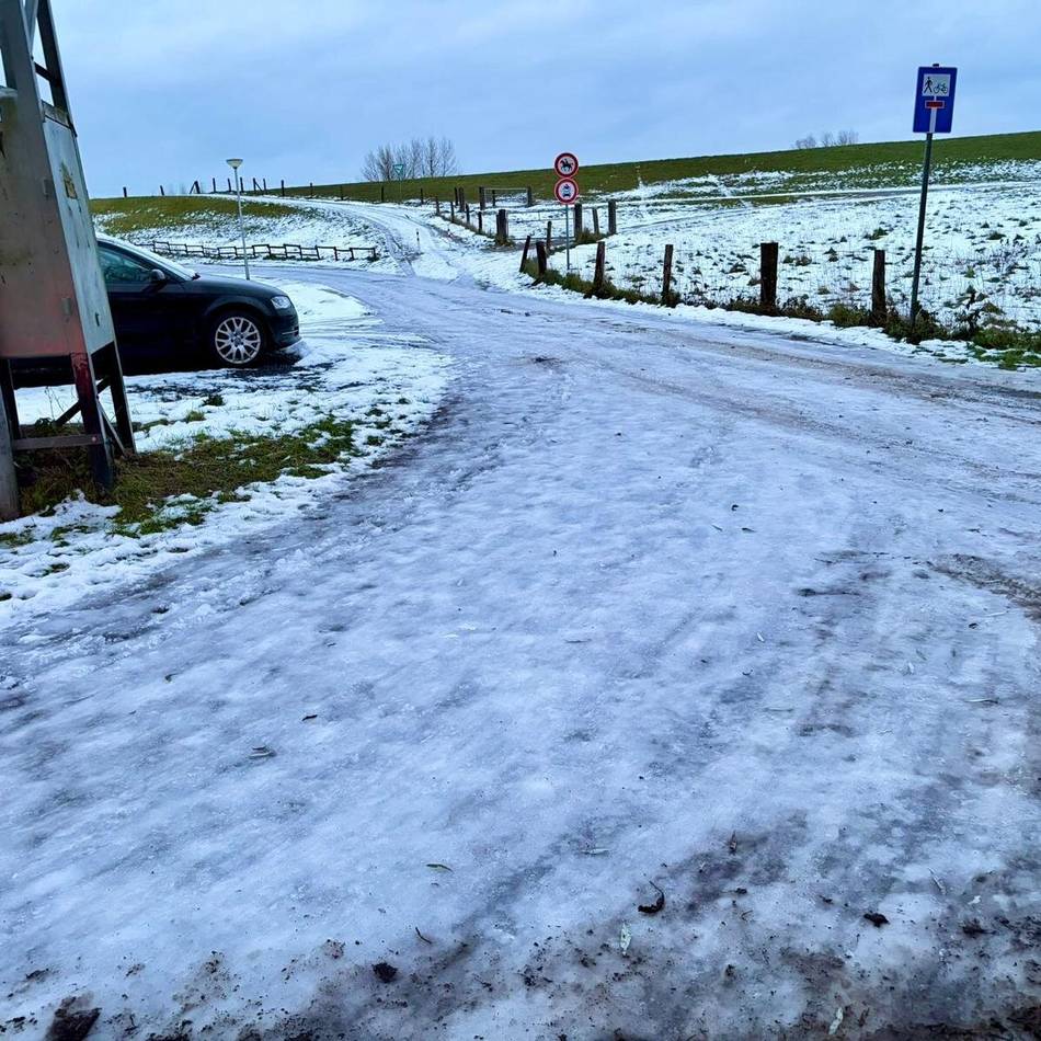 „Bimmen gehört zu Kleve“: Menschen in Bimmen fühlen sich vom Winterdienst abgehängt