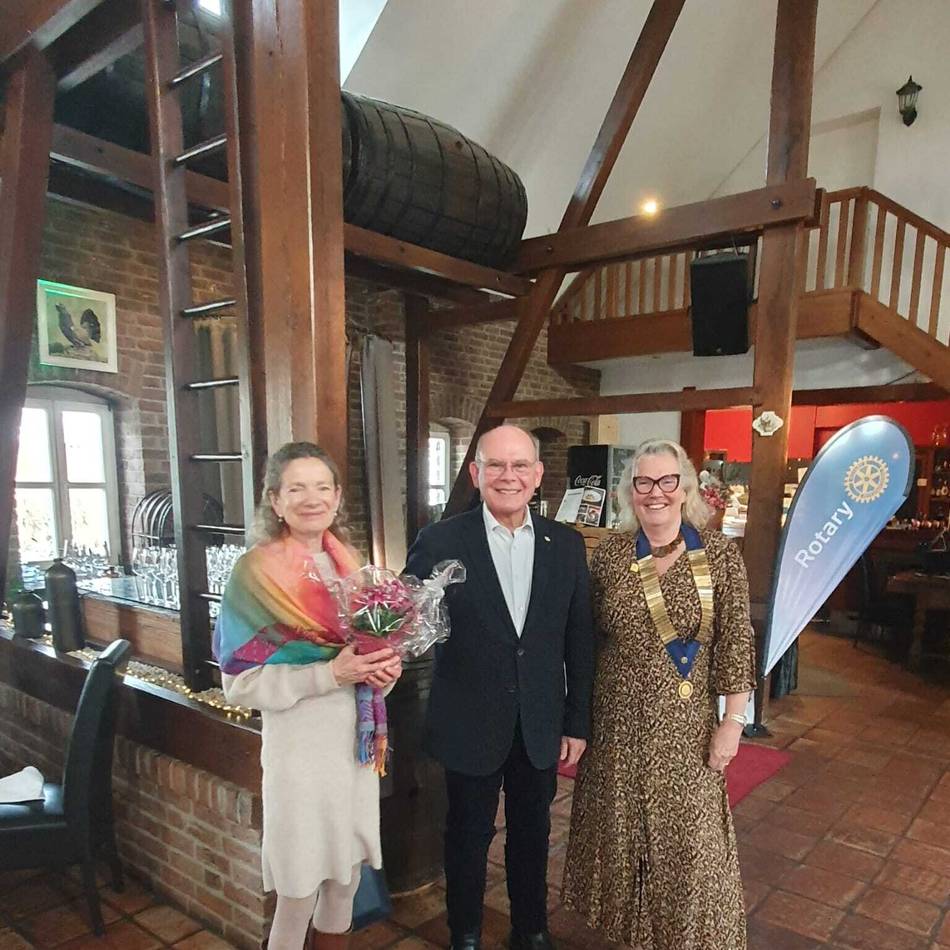 Früherer Chemparkleiter in Dormagen: Rotarierer zeichnen Walter Leidinger aus