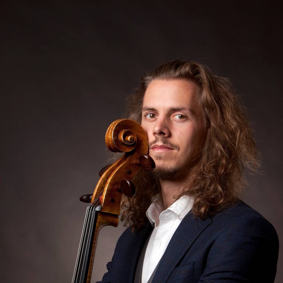 Veranstaltungsreihe im Refektorium: Cellist Matthias Balzat setzt Serandenkonzerte fort