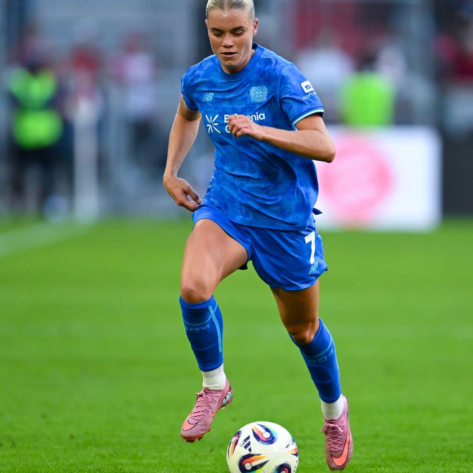 Kramer bleibt: Bayer setzt weiter auf dänische Torjägerin