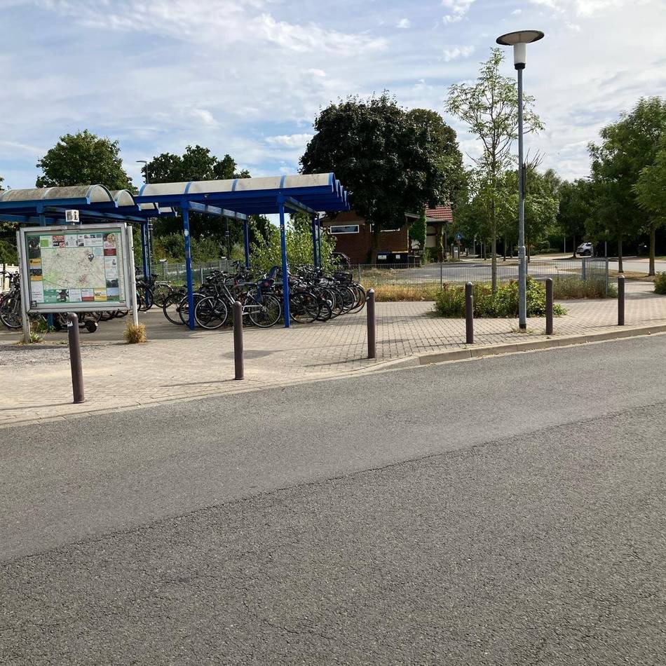 Pendler müssen mit Einschränkungen rechnen: Alpen baut Bike+Ride-Anlage am Bahnhof aus