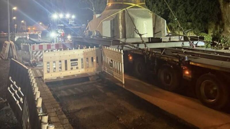 Verkehrschaos in Krefeld-Traar: Wenn nachts die Schwertransportfirma klingelt