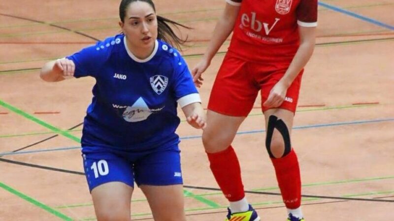 Der SV Union Velbert hat die Hallenkreismeisterschaft der Fußballfrauen ausgerichtet: Tolle Stimmung und spannende Spiele vor familiärer Kulisse