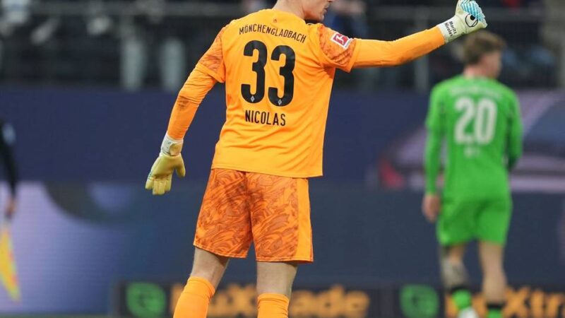 Die nächste weiße Weste: Gladbachs Torwart Nicolas stellt in Hamburg einen Saisonrekord auf