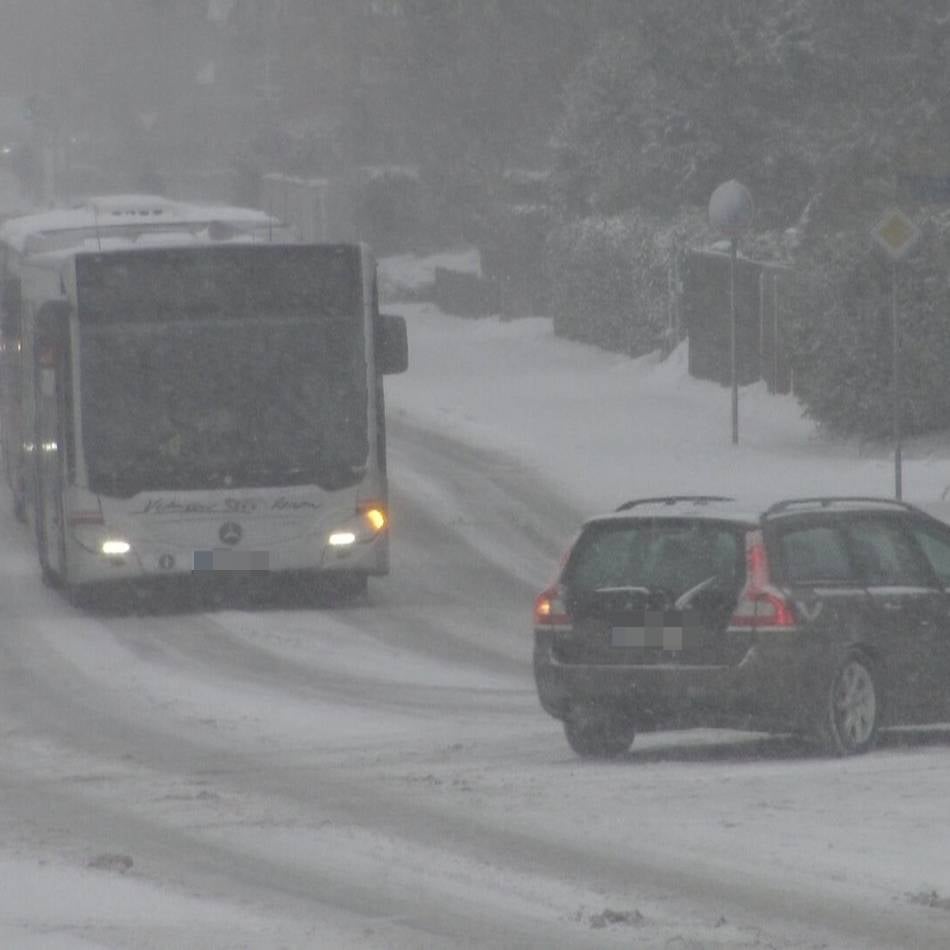 Kein Präsenzunterricht im Kreis Kleve: Glätte-Warnung: So organisieren Schulen den Distanzunterricht
