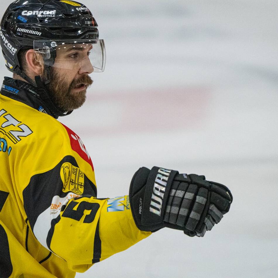 Verteidiger des Jahres: Das defensive Prunkstück bleibt – Krefeld Pinguine verlängern mit Davis Vandane