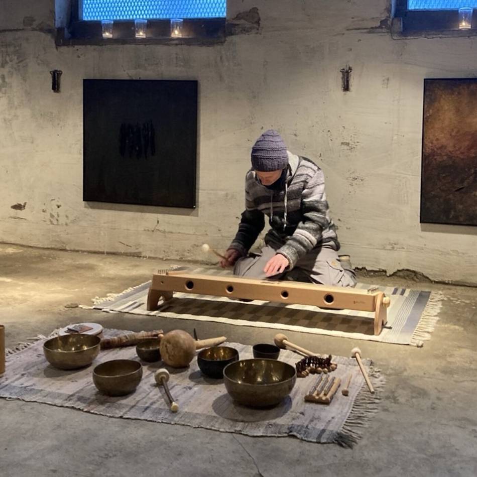 Musik von David Wouters: Meditative Klangkonzerte im Klostergarten Kevelaer