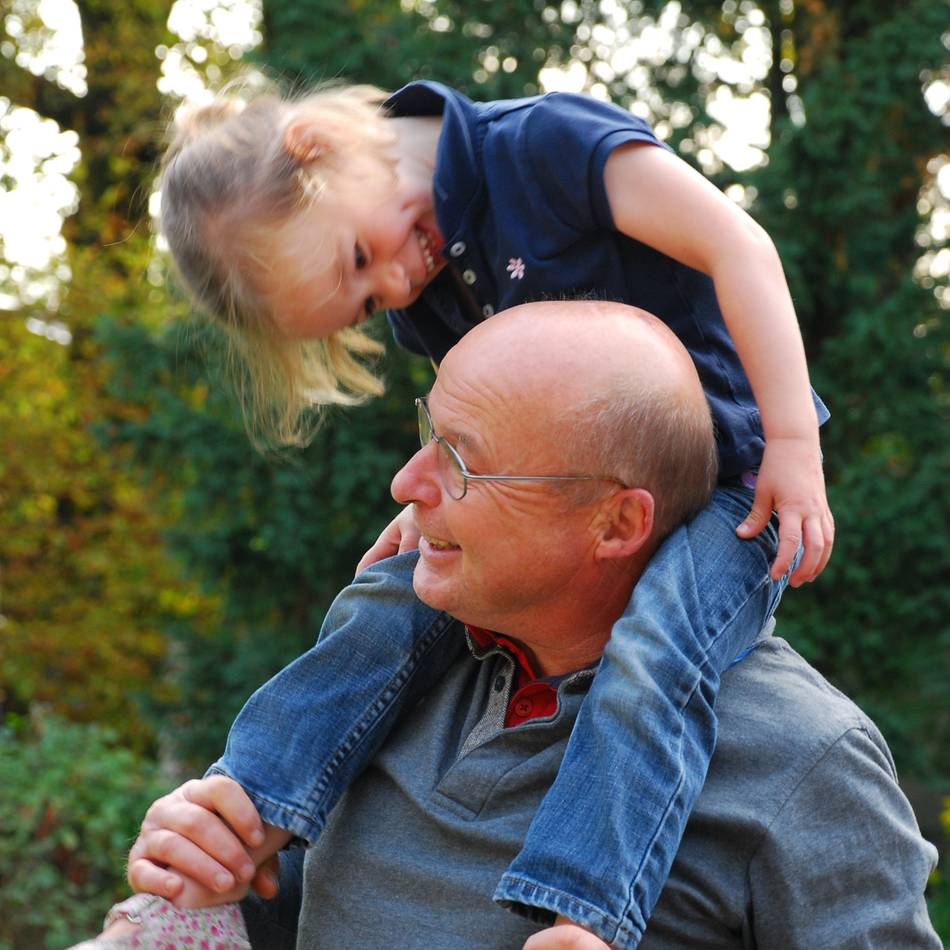 Aktion in Hilden: „Enkelzeit“ hat Premiere in der Stadtbibliothek