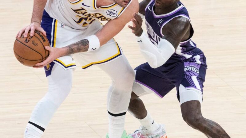 Basketball: Angriffsversuch auf Gegner: Schröder in NBA gesperrt