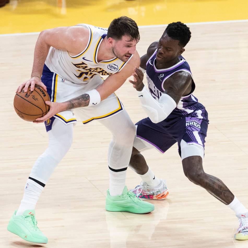 Basketball: Angriffsversuch auf Gegner: Schröder in NBA gesperrt