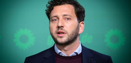 Felix Banaszak: Grünenchef fühlt sich bei ICE-Agenten an SA und SS erinnert