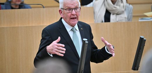 Baden-Württemberg: Winfried Kretschmann spricht mit 77 zum letzten Mal im Landtag
