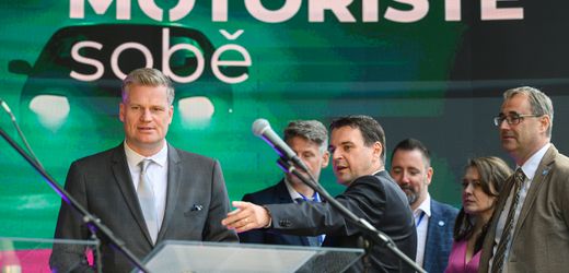 Tschechien: Autofahrerpartei stürzt den neuen Premier Andrej Babiš in Krise