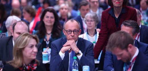CDU-Parteitag: Draußen stürzen Gewissheiten ein, drinnen herrscht Gelassenheit