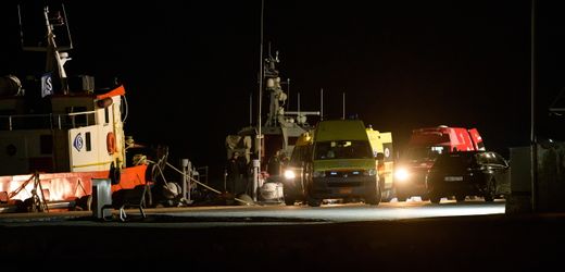 Griechenland: Küstenwache kollidiert mit Migrantenboot in Chios – 14 Tote
