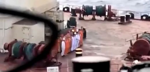 US-Soldaten entern Öltanker im Indischen Ozean