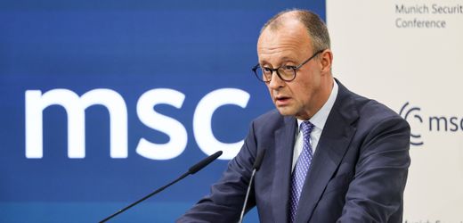Friedrich Merz und Emmanuel Macron reden über europäischen Atomschirm