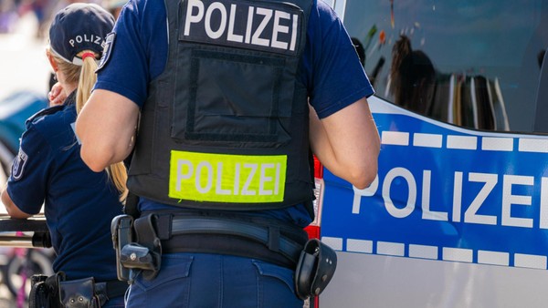 Falscher Handwerker versucht, 85-jährige Seniorin in Velbert auszutricksen