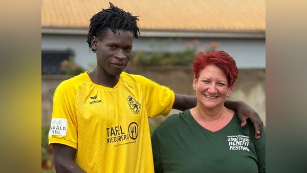 Velberter Sportklubs spenden Trikots nach Uganda: „Die Freude war riesengroß“