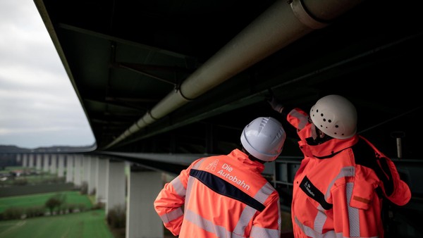Test: KI überwacht Brücken in Velbert – So sollen Schäden früher erkannt werden