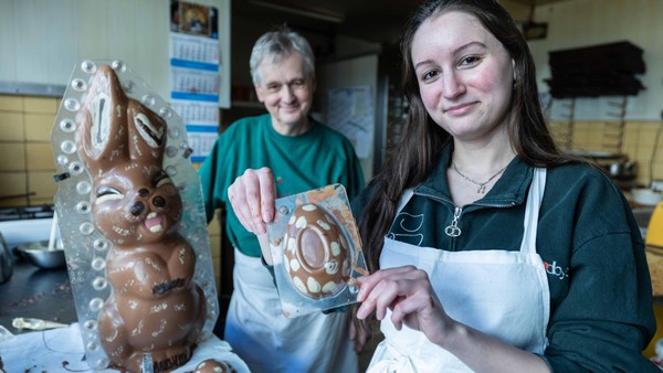 Lavinia testet: Wie schwer ist es, perfekte Ostereier zu gießen?