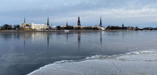 Jeffrey Epstein soll Frauen in Lettland rekrutiert haben – Polizei leitet Ermittlungen ein