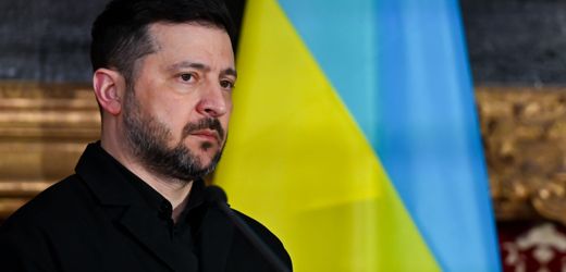 Ukraine-Krieg: Wolodymyr Selenskyj nimmt Auszeichnung für Widerstand entgegen