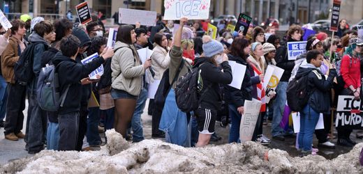 Richter stoppt vorerst Trump-Abschiebungen in Drittstaaten