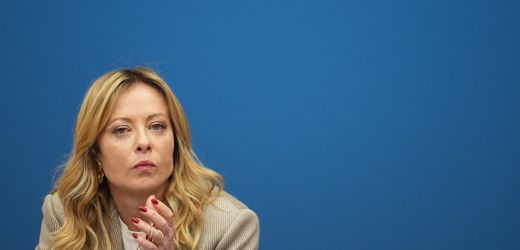 Italien: Regierung von Giorgia Meloni will Seeblockaden gegen Migration einsetzen