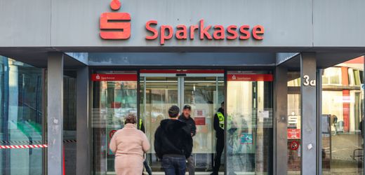 Gelsenkirchen: 140 Kunden blieben bei Sparkassen-Coup verschont