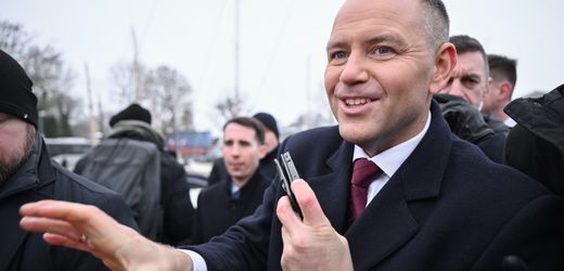 Polen: Präsident Karol Nawrocki stoppt Justizreform von Donald Tusk