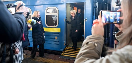 Ukraine-Krieg: Mindestens fünf Verletzte bei russischem Drohnenangriff auf Saporischschja