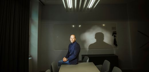 Helsing: Mitgründer Gundbert Scherf über KI-Waffensysteme und Verteidigung