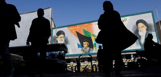 Iran: Studenten demonstrieren gegen das Regime