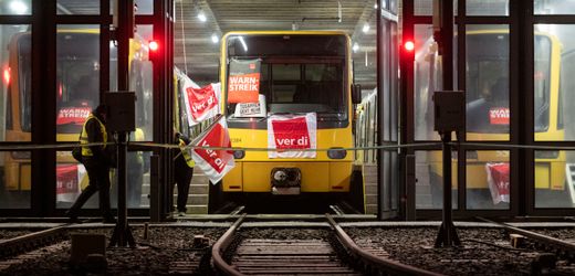 Warnstreiks im Nahverkehr: So anstrengend ist der Job als Bus- und Bahnfahrer – und so viel verdient man