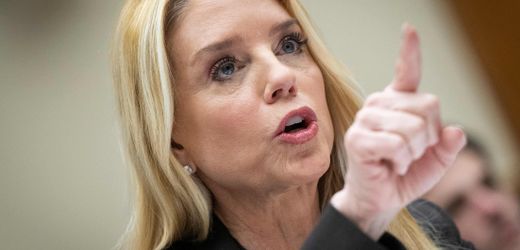 Pam Bondi vor US-Kongress: »Sie haben mir gar nichts zu sagen, sie Versager von einem Anwalt«