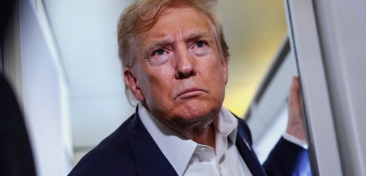 Donald Trump droht Trevor Noah mit Klage nach Scherz über Epstein bei Grammys