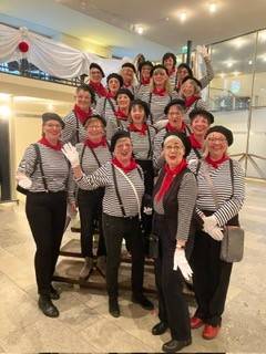 „Emotionaler Moment“: Ingrid Kühne trifft Lüttinger Frauen im Gürzenich