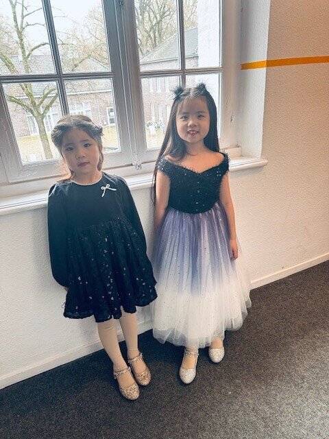 Schülerinnen von Xantener Klavierschule: Junge Pianistinnen aus Sonsbeck begeistern bei „Jugend musiziert“