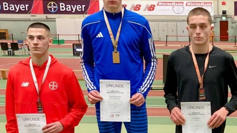 Hallenmeisterschaften Nordrhein Leverkusen: Finn Lasse Schröder bezwingt erstmals seinen Bruder Nils Arne