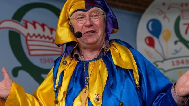 Pfarrer in der Bütt: Jubiläum der Queekespiere mit Herz und Heimatliebe