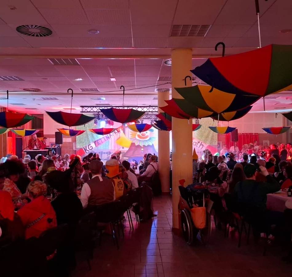 Karneval in Meerbusch: Sitzungen der KG Fettnäpke begeistern mehr als 300 Gäste