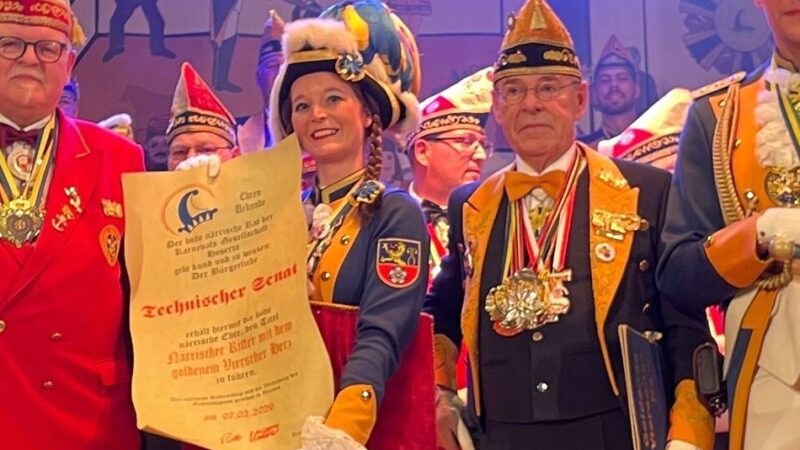 Galasitzung der KG Hoseria: Goldenes Herz für die stillen Helden des Karnevals
