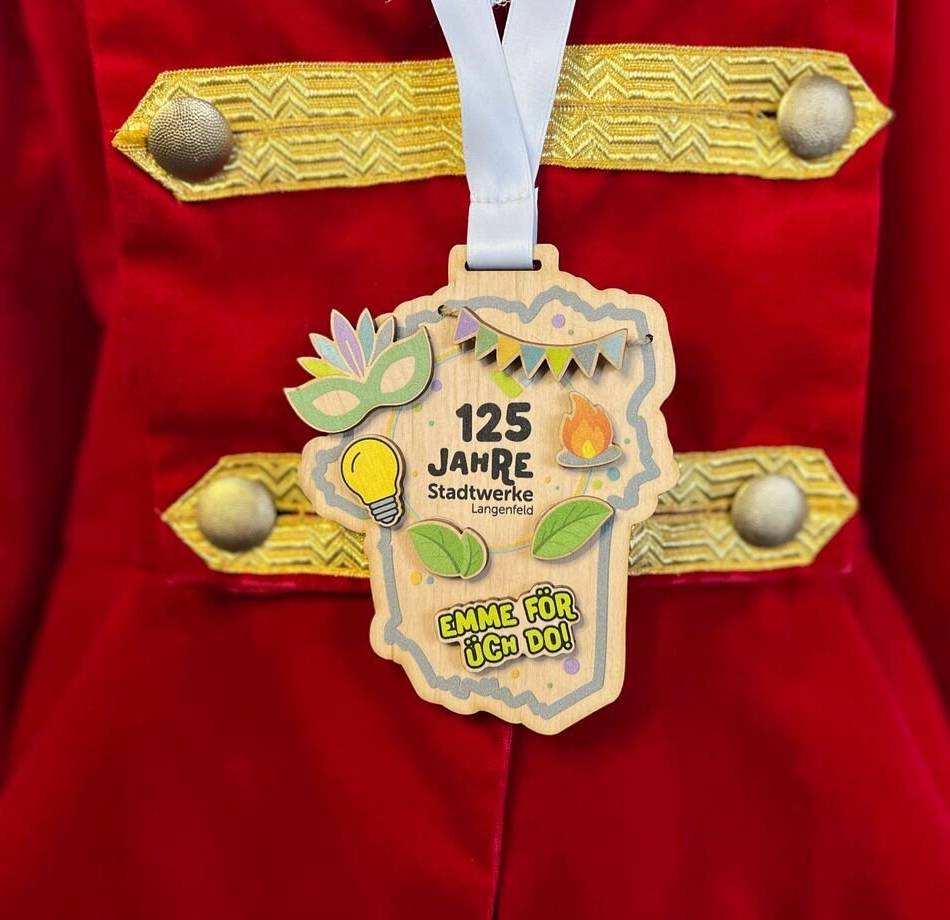 Brauchtum im Rheinland: Die Langenfelder Stadtwerke haben wieder einen Karnevalsorden