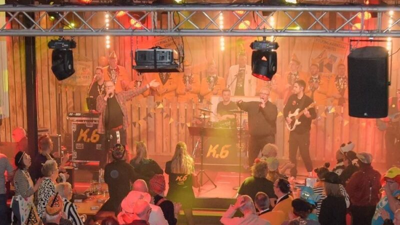 Karneval 2026 in Goch: Kolping feierte die Kultband „K.6“ bei der Kappensitzung