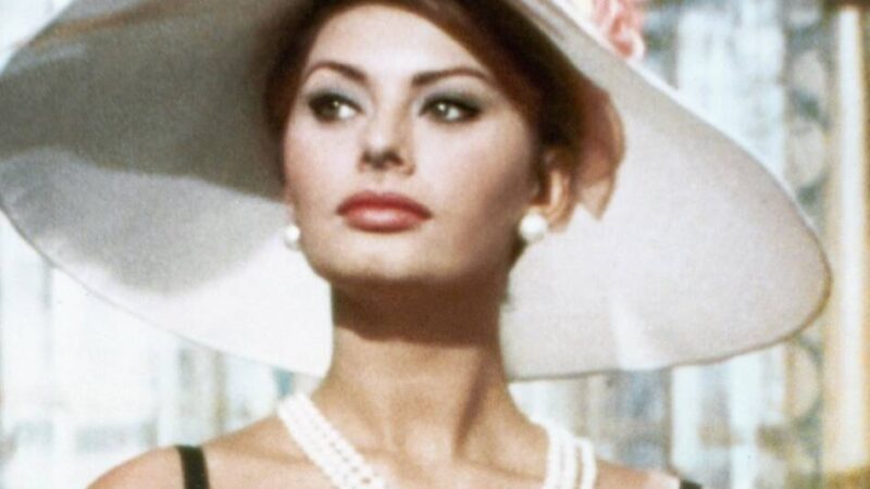 Kultur-Haus Zach in Hückeswagen: Kino-Sonntag mit Sophia Loren und Cary Grant