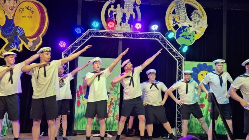 De Wölese in Breyell: Tolle Narrensitzung komplett mit eigenen Kräften