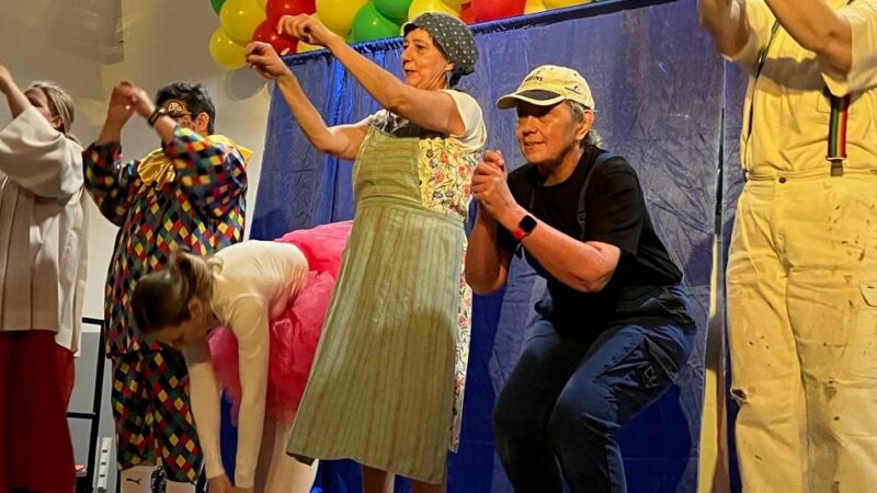 Karnevalssitzung 2026 in Korschenbroich-Glehn: Begeistertes Publikum feiert Glehner Jeckinnen