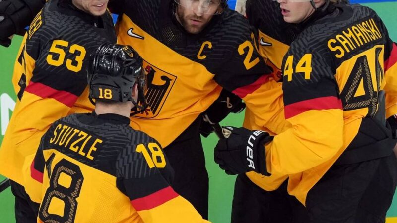 Olympische Winterspiele: Deutsches Eishockey-Team nach Pflichtsieg gegen Frankreich im Viertelfinale